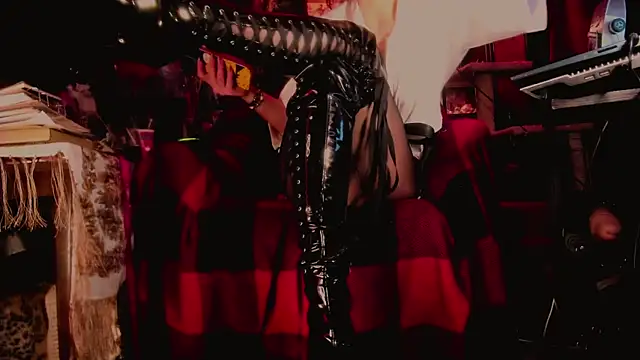 astarrot online show from March 20, 6:13 pm