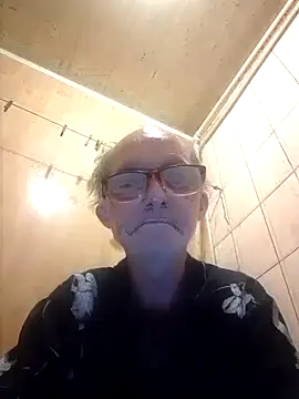 oksana722 online show from October 10, 8:41 pm