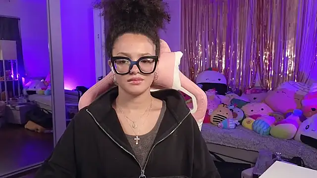 princessamberxo online show from June 16, 3:25 pm