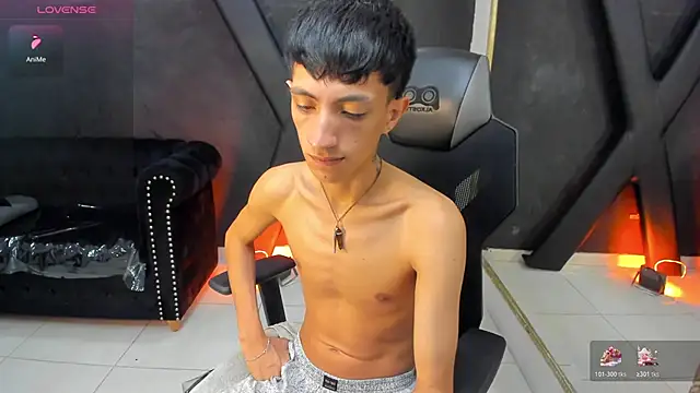 DereckCooperr online show from November 7, 12:10 am