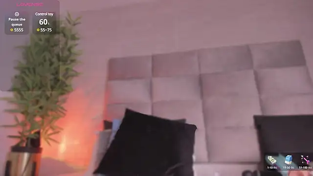 mia crawford online show from February 5, 2:59 pm