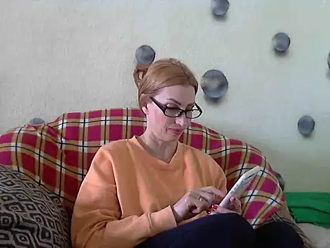 Jillian Pattie online show from March 12, 10:48 am