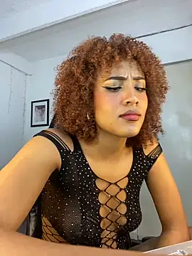 Kasandralopez online show from December 19, 12:56 am