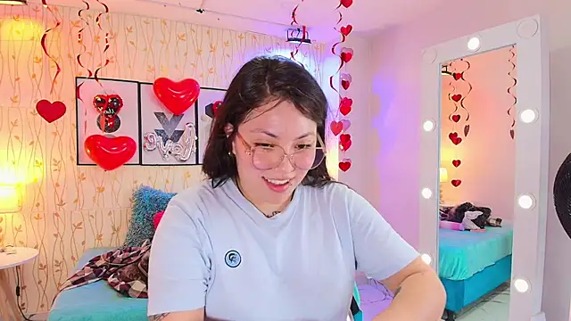 Snapshot of Isa_reel chatting on February 14, 7:44 pm Isa reel online show from February 14, 7:44 pm