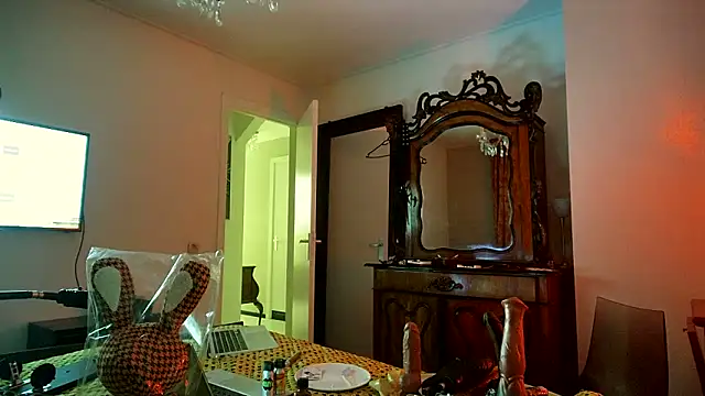 CharlotteVixxens online show from November 21, 1:37 am