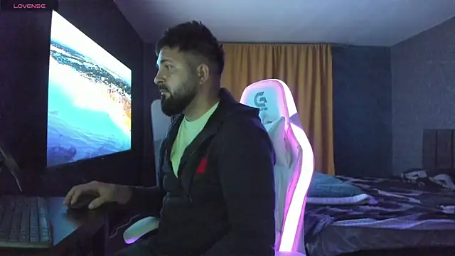 Snapshot of Eduu2322 chatting on September 25, 7:06 pm Eduu2322 online show from September 25, 7:06 pm