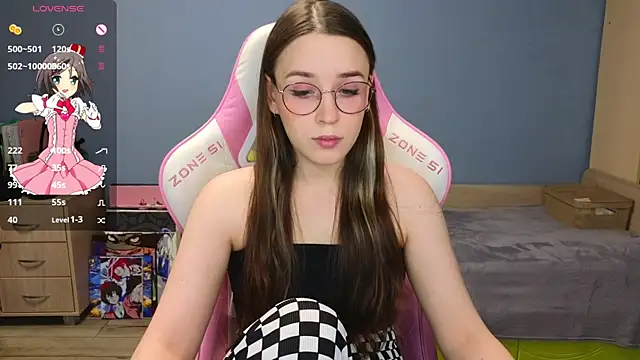 Snapshot of Sweet_frosti chatting on January 4, 2:35 am Sweet frosti online show from January 4, 2:35 am