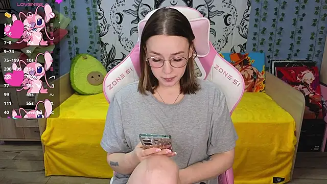 Snapshot of Sweet_frosti chatting on February 28, 2:09 am Sweet frosti online show from February 28, 2:09 am