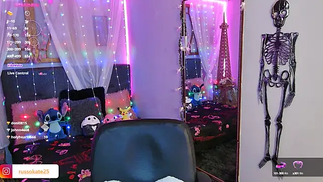 laura olssen online show from February 15, 3:50 pm