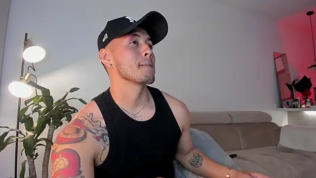 Chriskyle  online show from March 11, 5:16 am