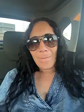 Neecy Carter online show from April 24, 3:58 pm