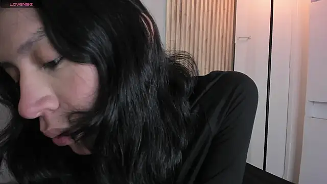 Snapshot of AdammClark1 chatting on December 11, 9:12 pm AdammClark1 online show from December 11, 9:12 pm