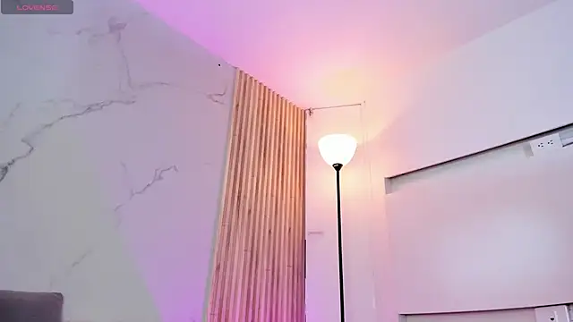 Snapshot of AdammClark1 chatting on December 12, 12:16 am AdammClark1 online show from December 12, 12:16 am