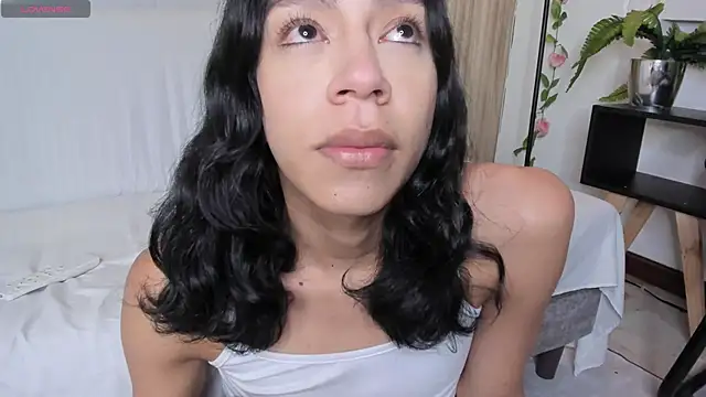 Snapshot of AdammClark1 chatting on January 8, 8:39 pm AdammClark1 online show from January 8, 8:39 pm