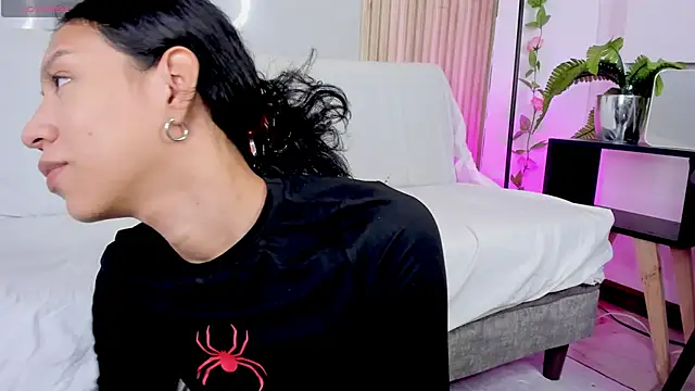 Snapshot of AdammClark1 chatting on January 9, 8:44 pm AdammClark1 online show from January 9, 8:44 pm