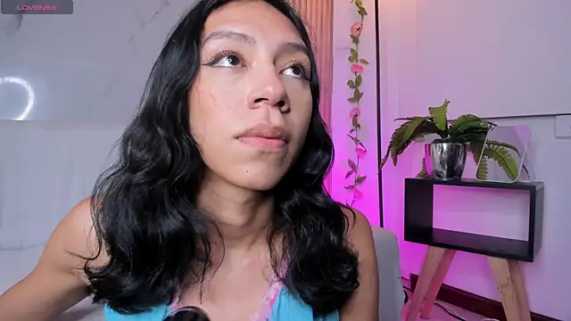 Snapshot of AdammClark1 chatting on January 15, 9:09 pm AdammClark1 online show from January 15, 9:09 pm