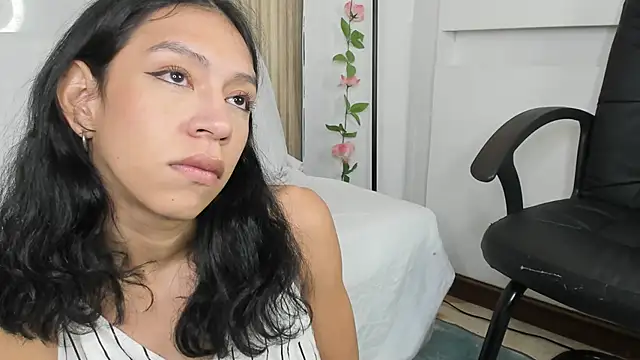 Snapshot of AdammClark1 chatting on February 12, 8:40 pm AdammClark1 online show from February 12, 8:40 pm