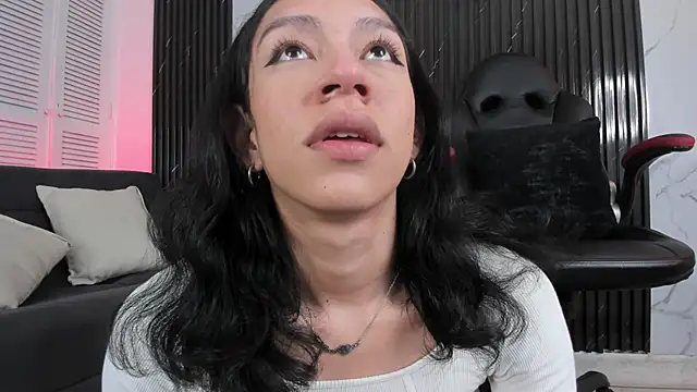 Snapshot of AdammClark1 chatting on February 23, 8:22 pm AdammClark1 online show from February 23, 8:22 pm