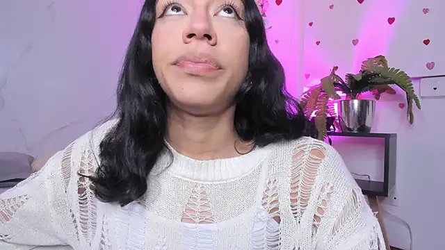 Snapshot of AdammClark1 chatting on March 10, 8:45 pm AdammClark1 online show from March 10, 8:45 pm