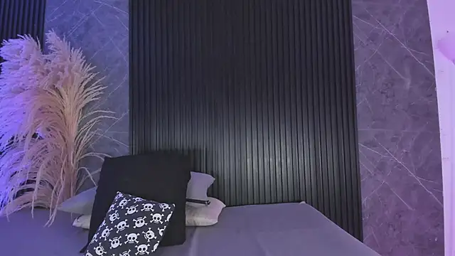 AdammClark1 online show from March 30, 7:15 pm