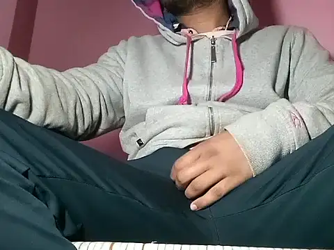 damsexy4 online show from January 6, 1:30 pm