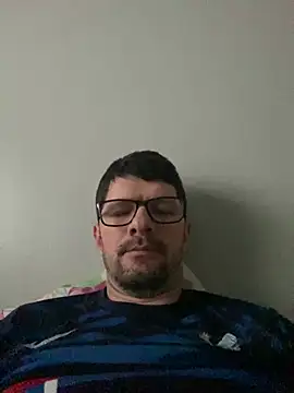 Snapshot of Juliano2289 chatting on July 28, 7:04 pm Juliano2289 online show from July 28, 7:04 pm