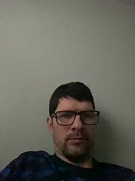 Snapshot of Juliano2289 chatting on July 28, 7:39 pm Juliano2289 online show from July 28, 7:39 pm