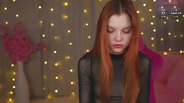 Snapshot of Katy__Ethereal chatting on December 14, 3:07 am Katy Ethereal online show from December 14, 3:07 am