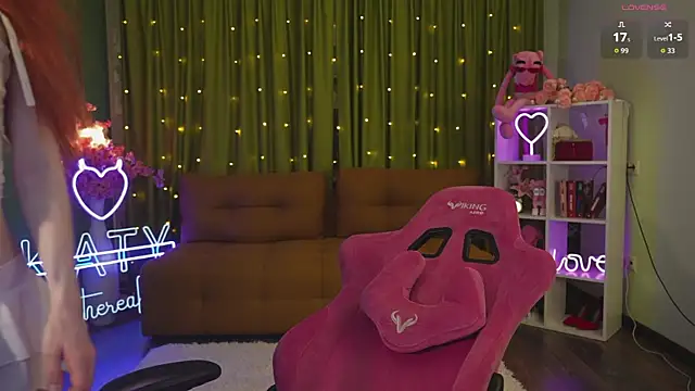 Snapshot of Katy__Ethereal chatting on October 11, 2:11 am Katy Ethereal online show from October 11, 2:11 am