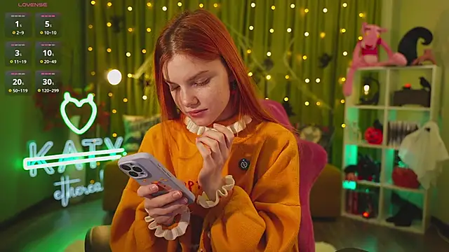 Snapshot of Katy__Ethereal chatting on October 27, 2:37 am Katy Ethereal online show from October 27, 2:37 am