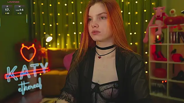 Snapshot of Katy__Ethereal chatting on November 10, 2:32 am Katy Ethereal online show from November 10, 2:32 am