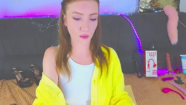 AlexaStoun online show from March 18, 3:31 pm