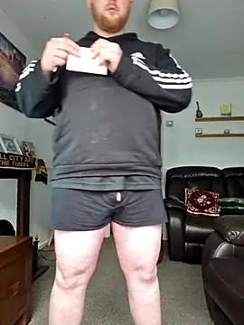 Snapshot of iang6348 chatting on February 26, 4:45 pm iang6348 online show from February 26, 4:45 pm