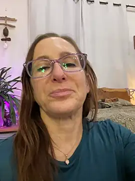 Snapshot of MsSamantha chatting on January 24, 1:35 am MsSamantha online show from January 24, 1:35 am