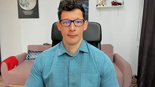 BrutusK08 online show from March 4, 7:08 am