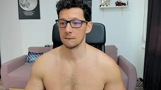 BrutusK08 online show from March 15, 7:09 am