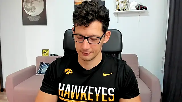 BrutusK08 online show from November 15, 8:55 am