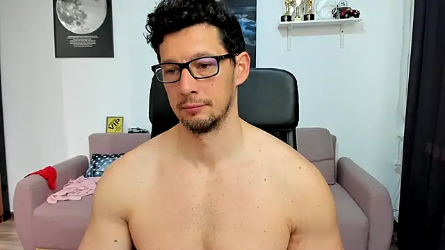 BrutusK08 online show from April 25, 6:38 am