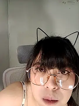 Chall mee online show from February 25, 8:40 pm