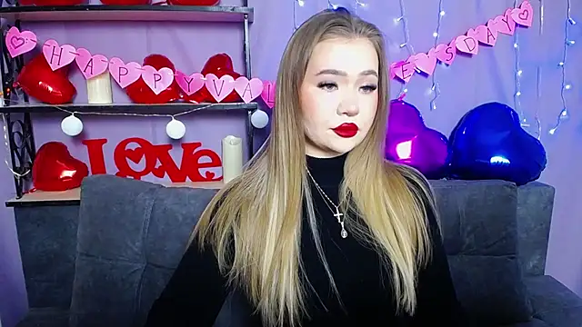 Snapshot of StacyYellig chatting on February 13, 8:03 pm StacyYellig online show from February 13, 8:03 pm