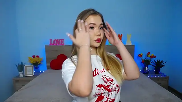 Snapshot of StacyYellig chatting on March 11, 6:21 am StacyYellig online show from March 11, 6:21 am