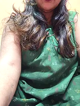 Snapshot of CUTE_SOPHIA- chatting on March 9, 5:33 am CUTE SOPHIA- online show from March 9, 5:33 am