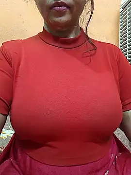 Snapshot of CUTE_SOPHIA- chatting on May 22, 3:02 am CUTE SOPHIA- online show from May 22, 3:02 am