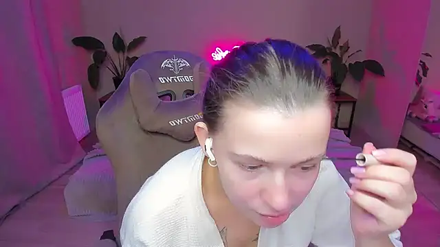 HelloRoxy online show from December 29, 12:09 am