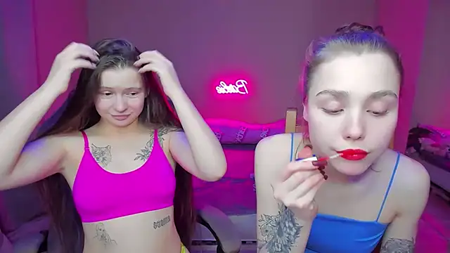 HelloRoxy online show from January 21, 7:39 pm