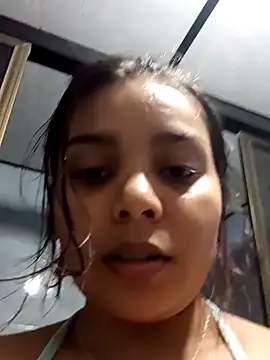 stefanie010 online show from December 2, 9:06 pm