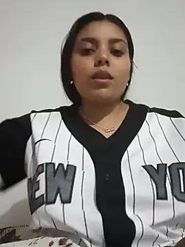 stefanie010 online show from December 19, 10:10 pm