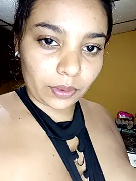 stefanie010 online show from April 5, 12:08 am