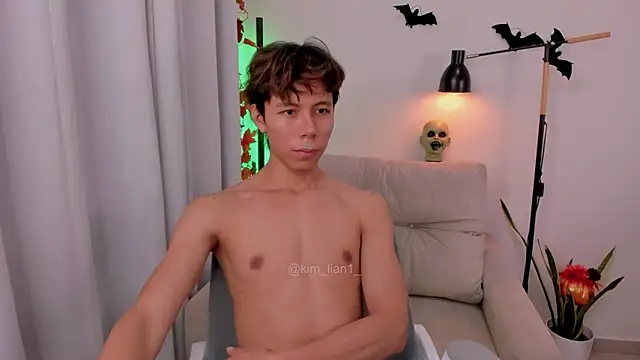 kim lian21 online show from October 8, 12:14 pm