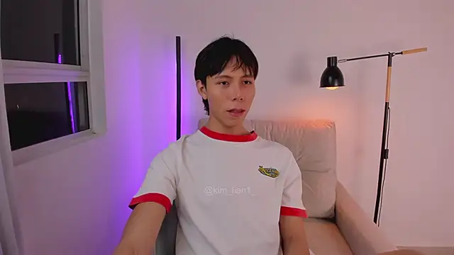 kim lian21 online show from February 18, 10:33 am